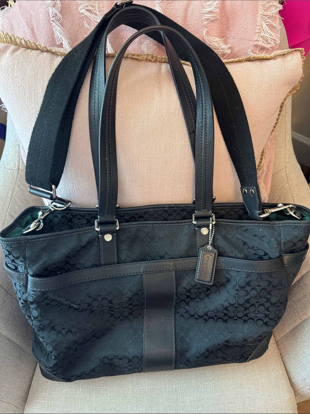 Coach Diaper Bag 🖤💚